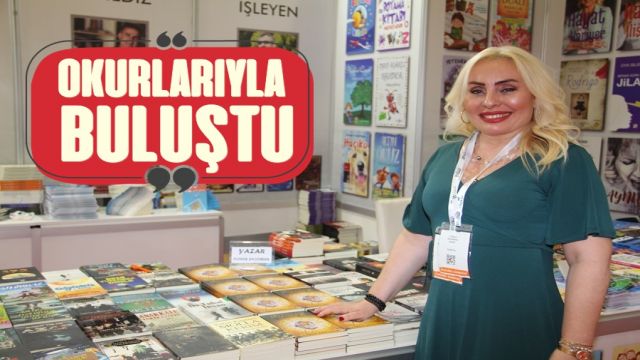 TÜYAP’TA OKURLARIYLA BİR ARAYA GELDİ