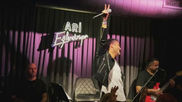 BU YAZ SAHNE VE EKRANLARIN VAZGEÇİLMEZ İSMİ OLACAK