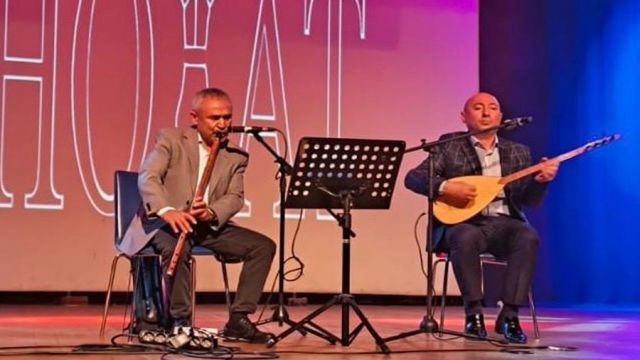 HALK MÜZİĞİ EMEKTARLARINA ÖDÜL