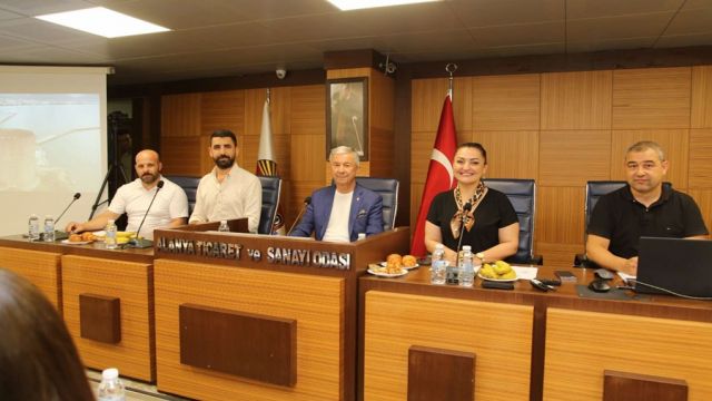 KEÇİBOYNUZUNUN COĞRAFİ İŞARETİNİ ALANYA’YA KAZANDIRDIK