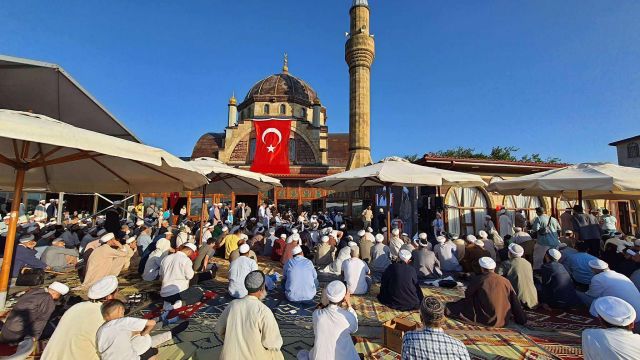 MAHMUT USTAOSMANOĞLU DUALARLA ANILDI