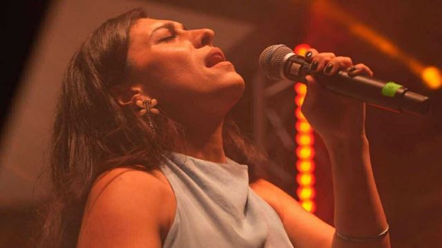 TÜRKÜLERİN CAZLA DANSI BÜYÜLEDİ