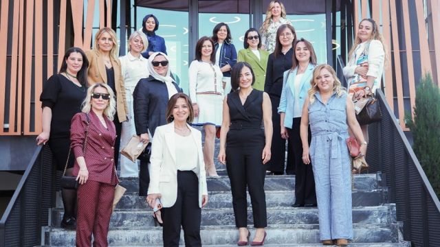 KADINLAR ZİRVESİ KADIN DOSTU MARKALAR İMZASIYLA GELİYOR