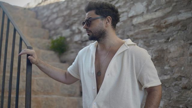 GÖKHAN AKAR'DAN YAZ RUHU