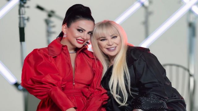 ZERRİN ÖZER VE SERAP ZİNCİR’DEN ’’AKILLI OL’’