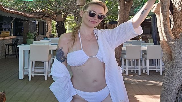 GÖKÇE NEFESLERİ KESTİ