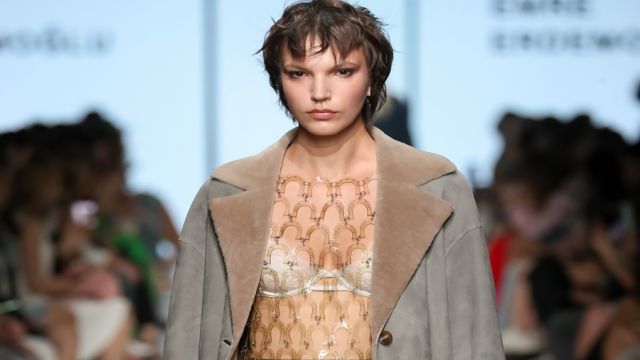 MOSKOVA FASHİON WEEK’TE EMRE ERDEMOĞLU İMZASI