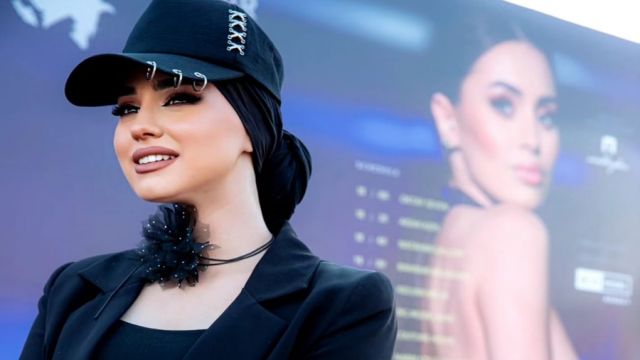 NEİJAN MALİK AZERBAYCAN'IN SIRA DIŞI MODACISI