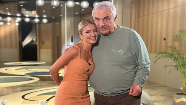 HALİL ERGÜN İÇİNDE SAKLI KALAN TUTKUNUN ŞARKICILIK OLDUĞUNU İLK DEFA AÇIKLADI