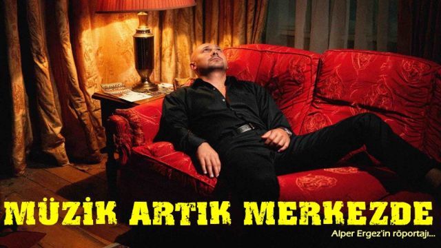 TİYATRO SAHNESİNDEN MÜZİK SAHNESİNE UZANAN ÇOK KATMANLI BİR HİKÂYE