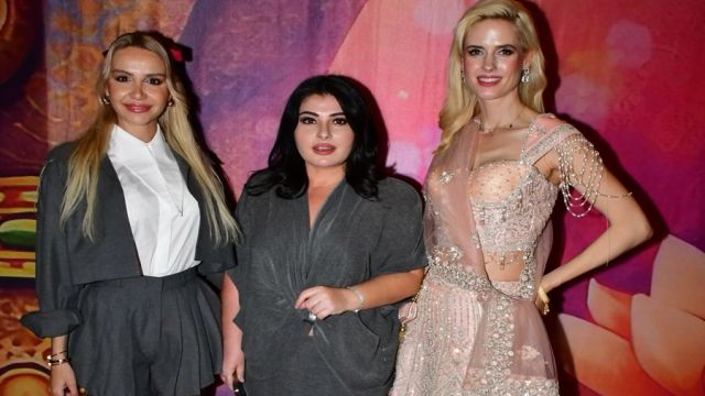 EBRU TORUN’A SANAT VE CEMİYET DÜNYASINDAN DESTEK